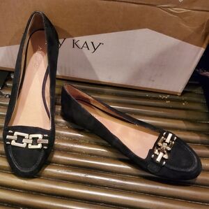 Aldo Black Flats with Gold Chain accent